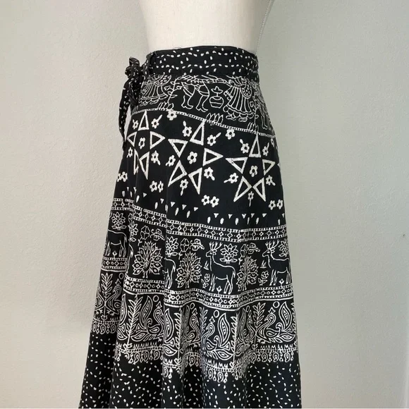 VINTAGE WOVEN COTTON PRINTED WRAP SKIRT PENTAGRAM PEACOCK PAISLEY DEER FLORAL - Picture 6 of 13